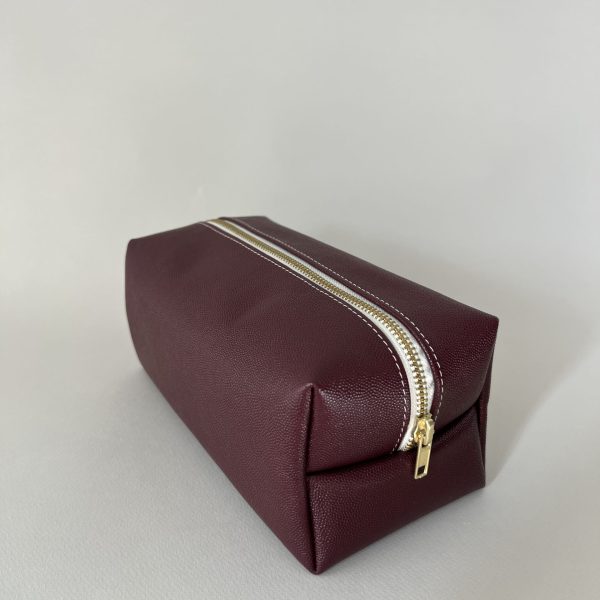 Trousse Owen en cuir caviar rouge profond – Collection Love