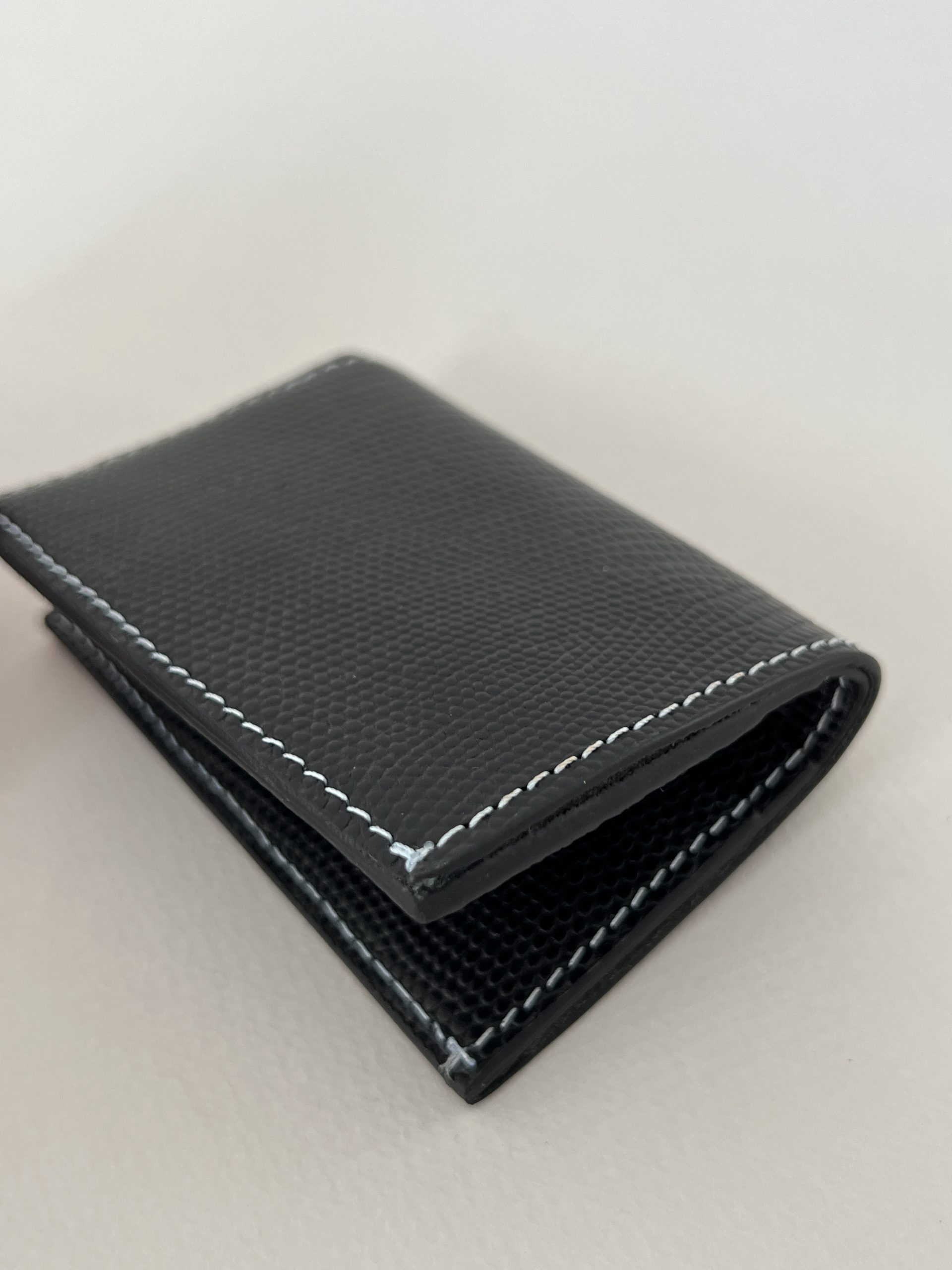 porte carte cuir noir lézard maroquinerie de luxe